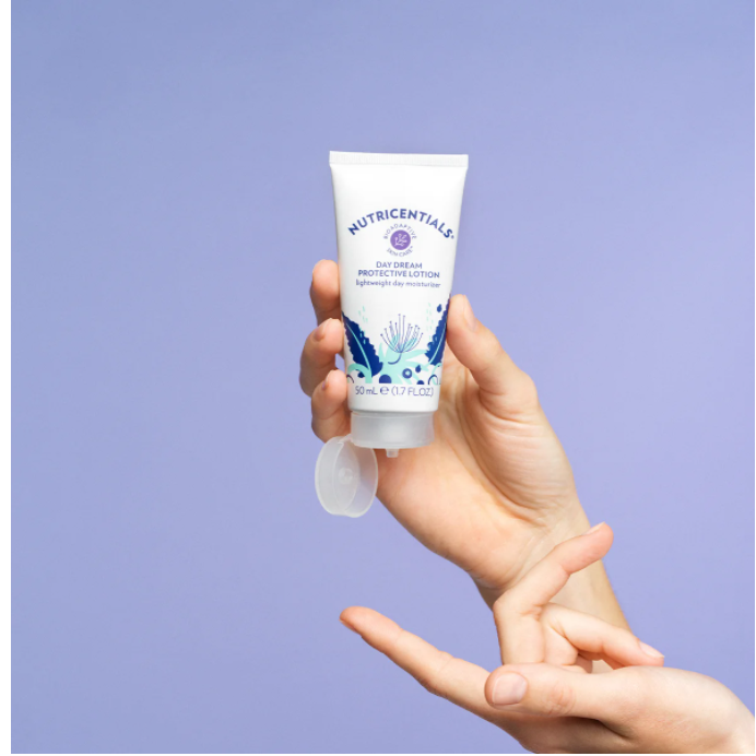 Day Dream Protective Lotion Lightweight Day Moisturizer SPF 30